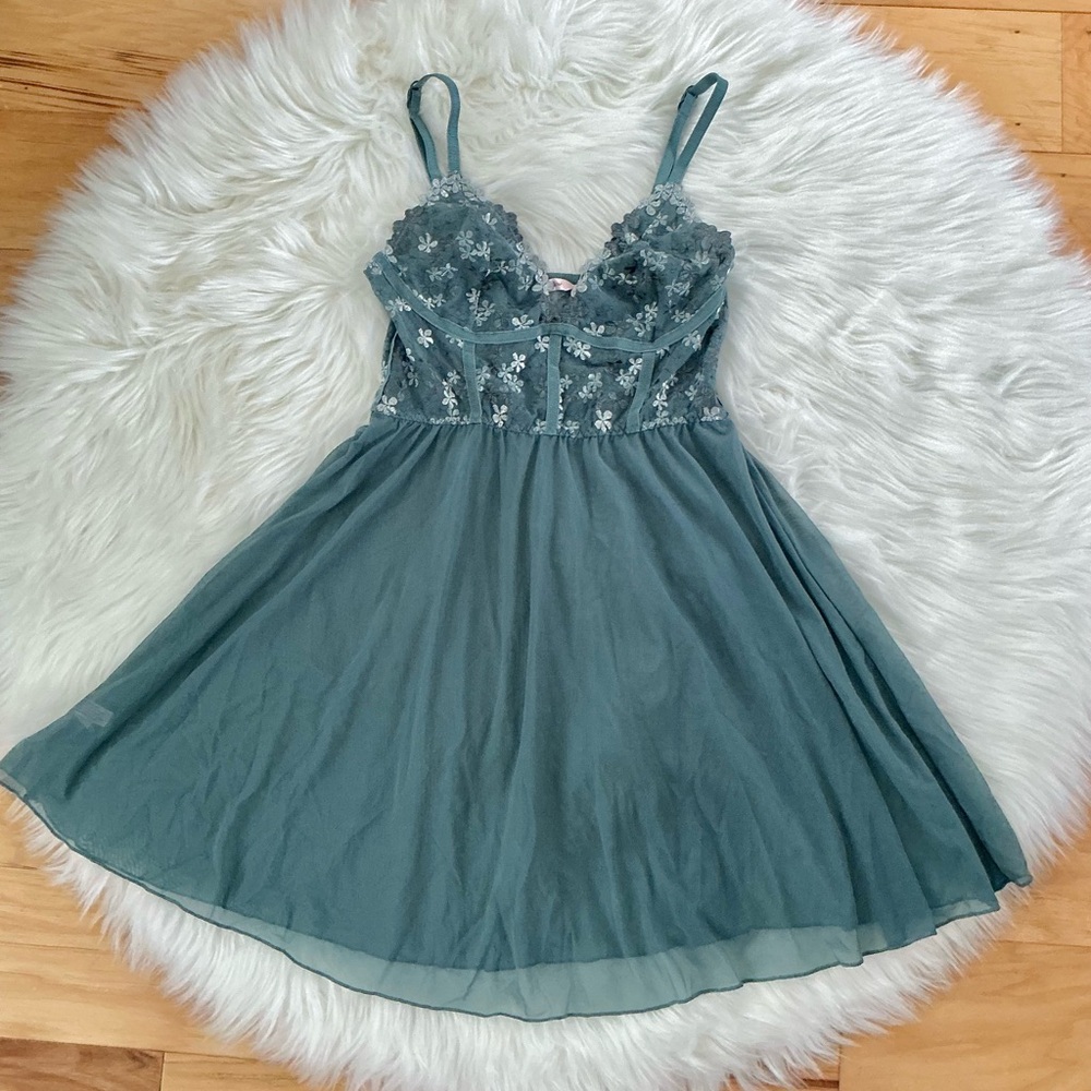 La Vie En Rose Teal Floral Embroidered Lingerie Mesh Night Dress